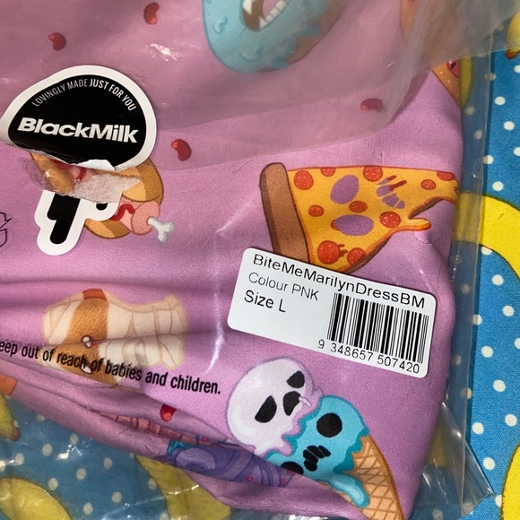 BlackMilk Bite Me Marilyn Dress - Picture 4 of 5